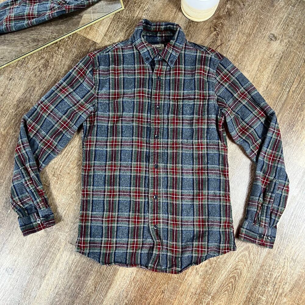 L.L. Bean Men’s Gray Plaid Button-Down Shirt with Red and Green Accent